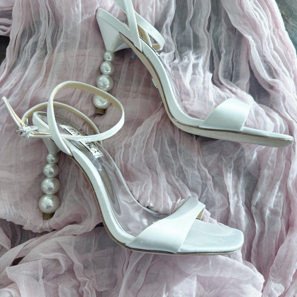 Badgley Mischka White Heels with Pearl Accents